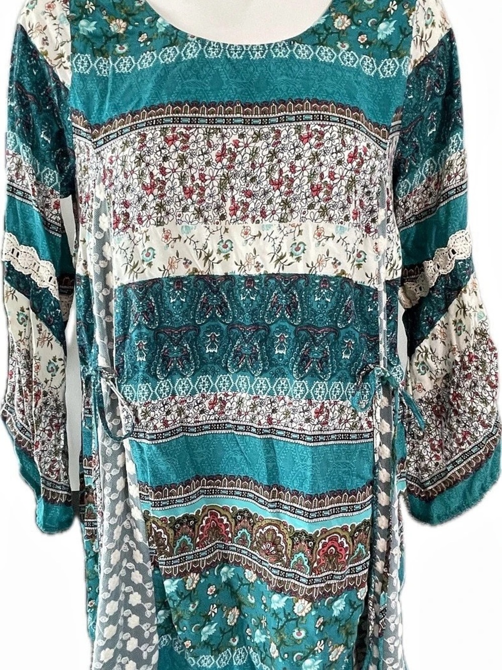 Umgee Floral Tunic Blue & White Size Medium Like New